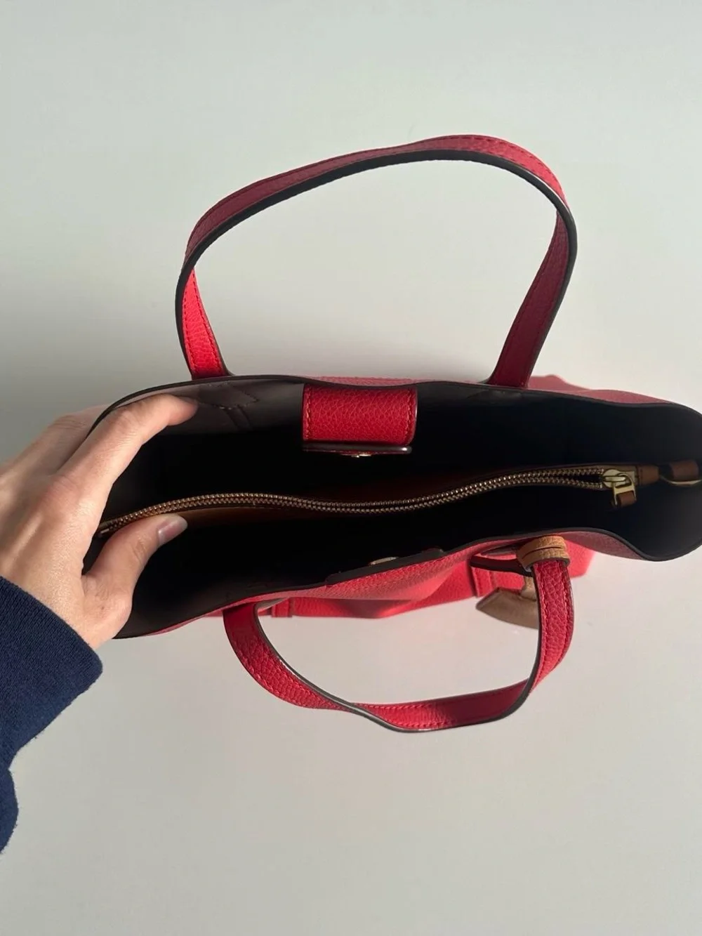 Tory Burch Leather Handbag & Crossbody Purse